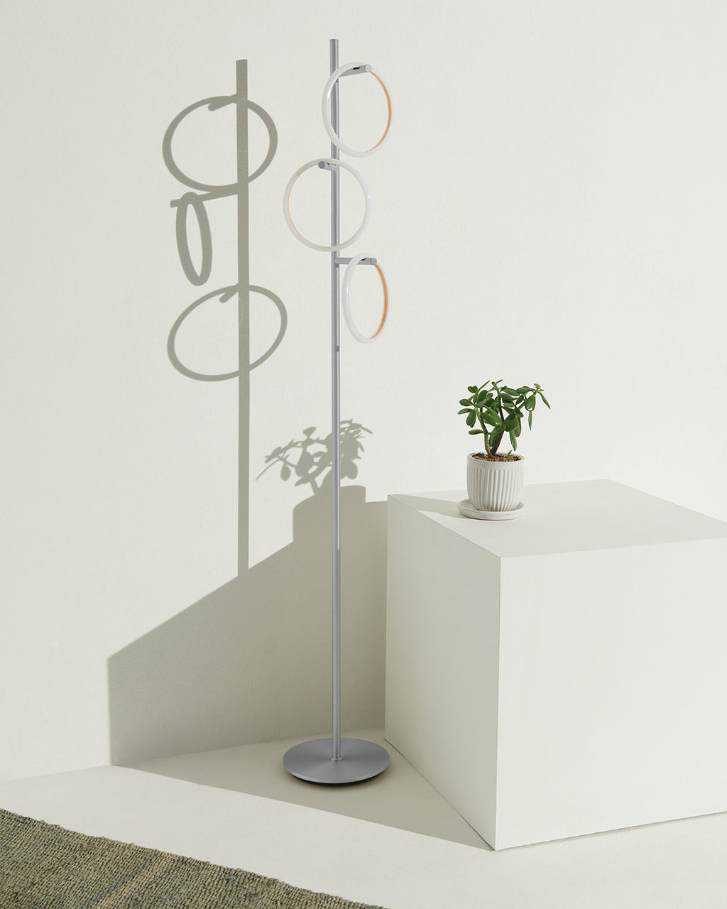 Saturn Floor Lamp