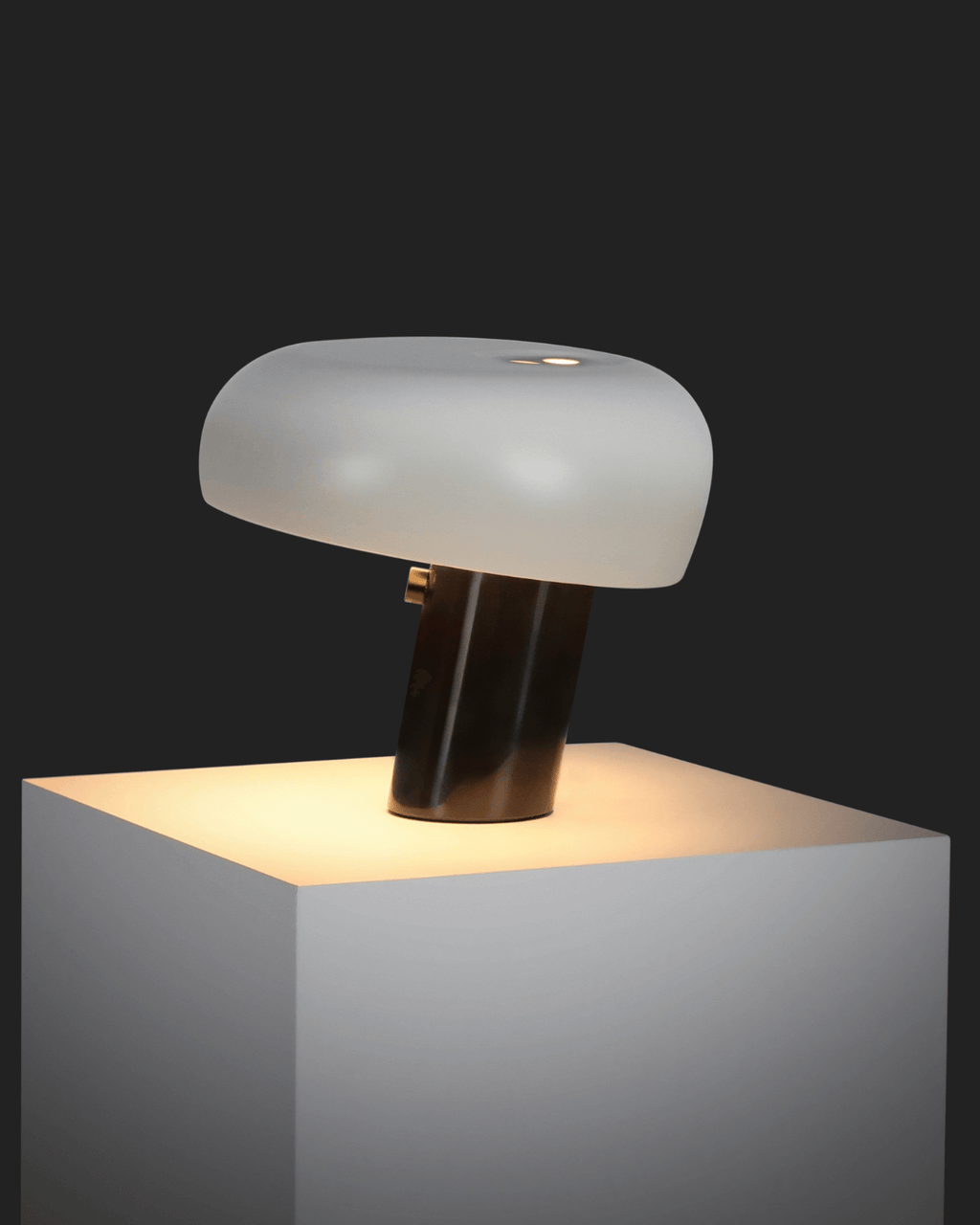 Kingpin Table Lamp