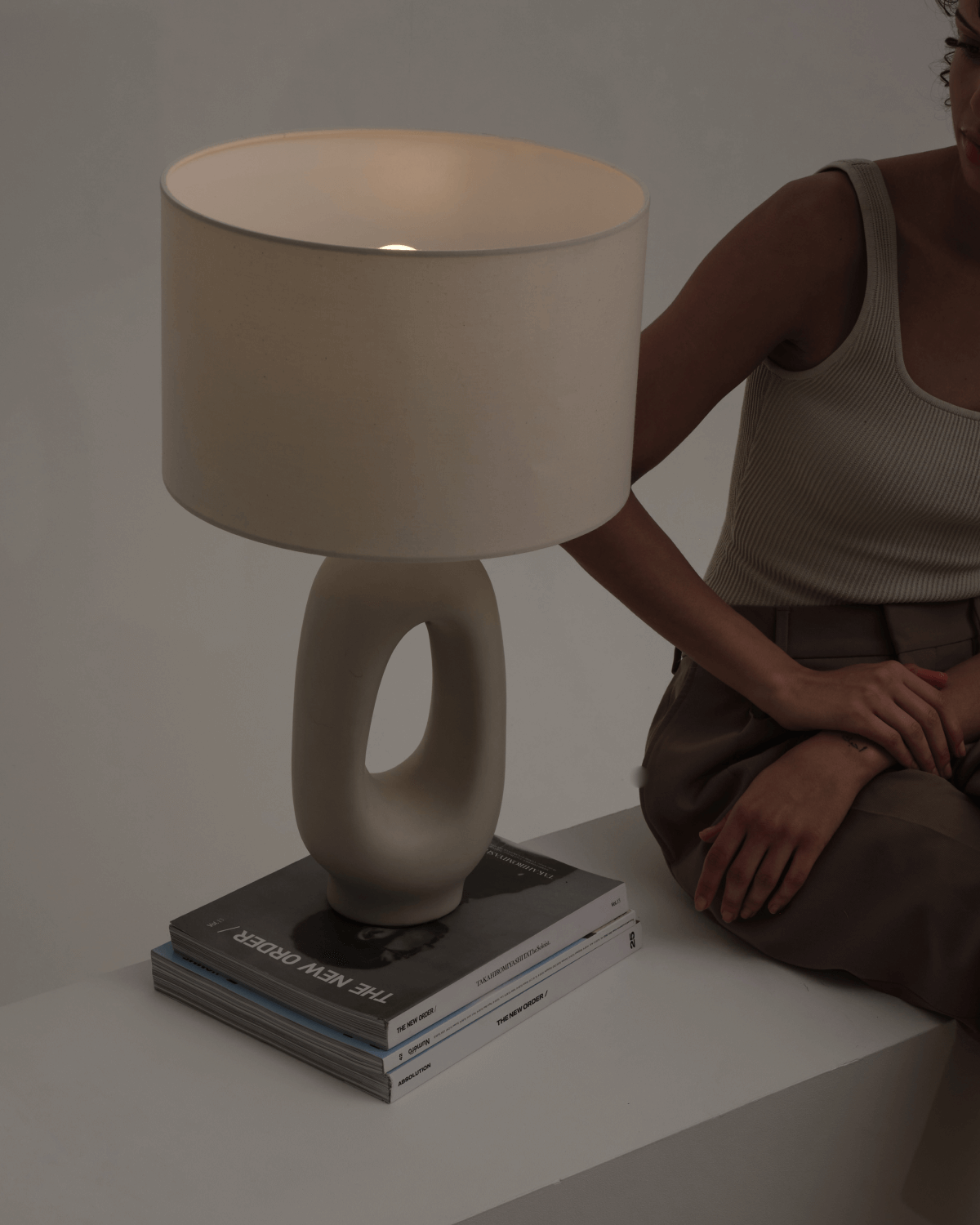 Artemis Table Lamp